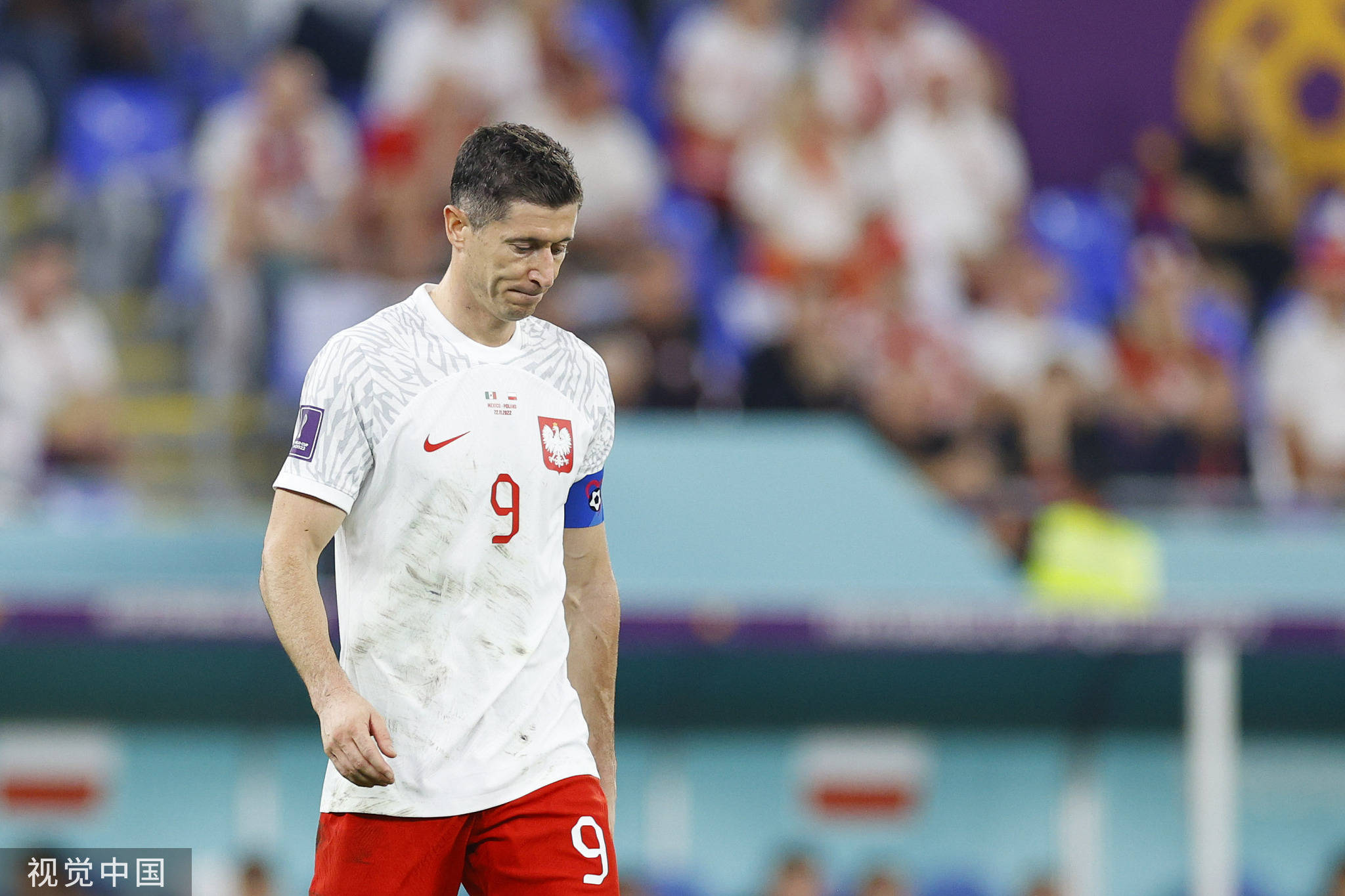 詹姆斯与30激战美国队分钟,领先优势明显胜负难料!,莱万多夫斯基焦点对战引发球迷热议的简单介绍 詹姆斯与30激战美国队分钟,领先优势明显胜负难料!,莱万多夫斯基焦点对战引发球迷热议的简单介绍